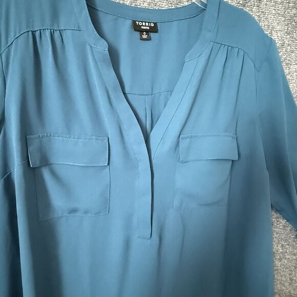 Torrid Harper 3/4 Sleeve Blouse Sz L Teal  Front Pockets Pullover Drapey - Picture 6 of 12